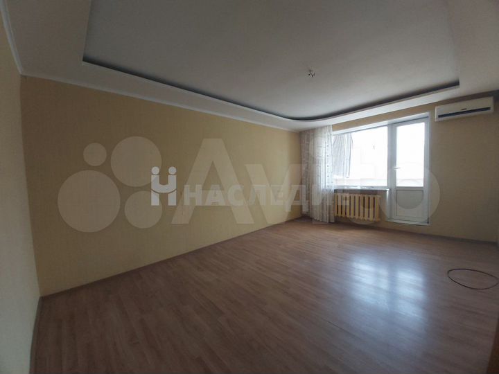 4-к. квартира, 80 м², 4/5 эт.