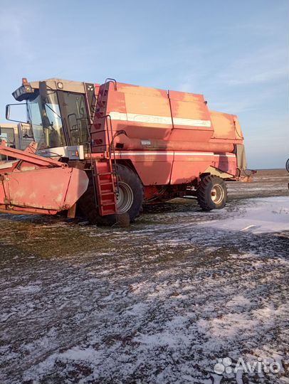 Комбайн Massey Ferguson MF 40 series, 1997