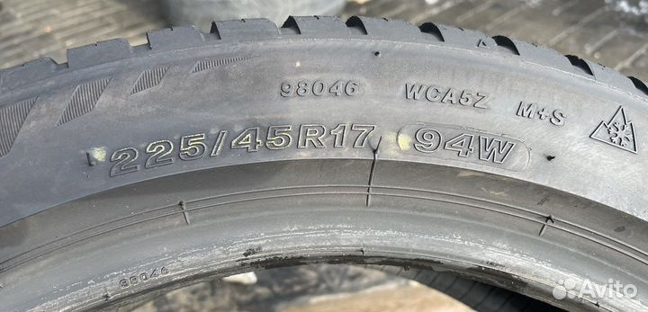 Bridgestone Weather Control A005 Evo 225/45 R17