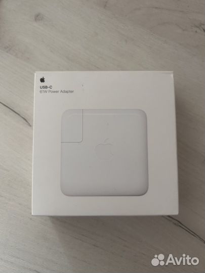 Оригинальнай адаптер для apple macbook 61W