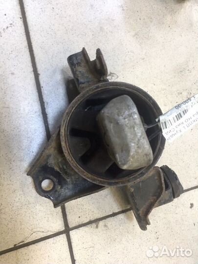 Подушка коробки передач левая Kia Ceed 1 G4FC