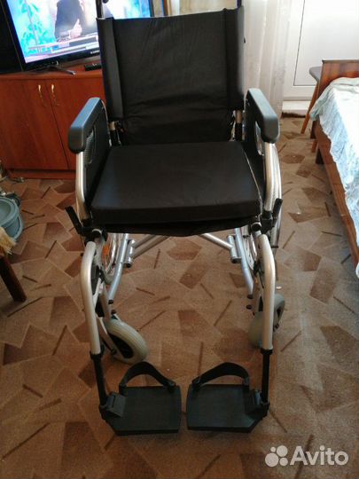 Инвалидная коляска