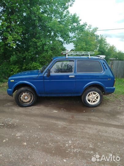 LADA 4x4 (Нива) 1.7 МТ, 2001, 160 000 км