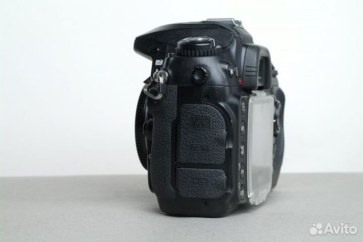 Фотоаппарат Nikon D200 body (В ремонт)