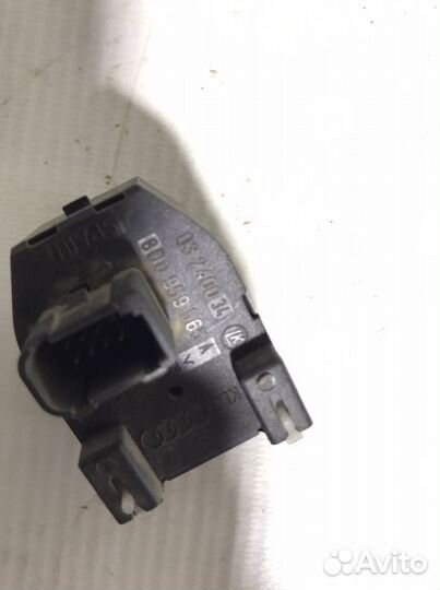 Блок управления зеркалами audi А4 В5 8D0959565A