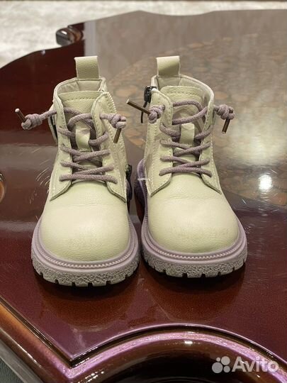 Ботинки демисезонные для девочки 22