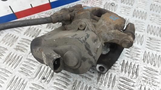 Суппорт тормозной задний левый volkswagen tiguan 1