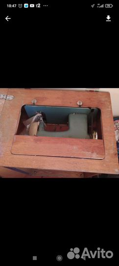 Швейная машина Чайка бу. Ножной привод