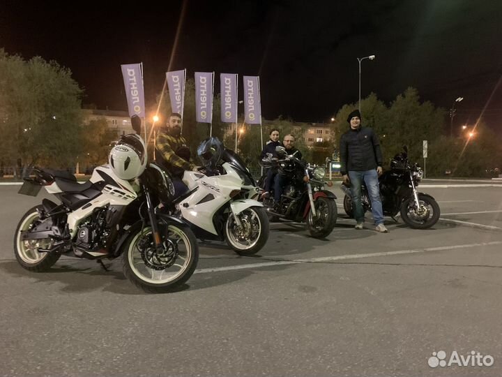 Мотоцикл Bajaj Pulsar NS200