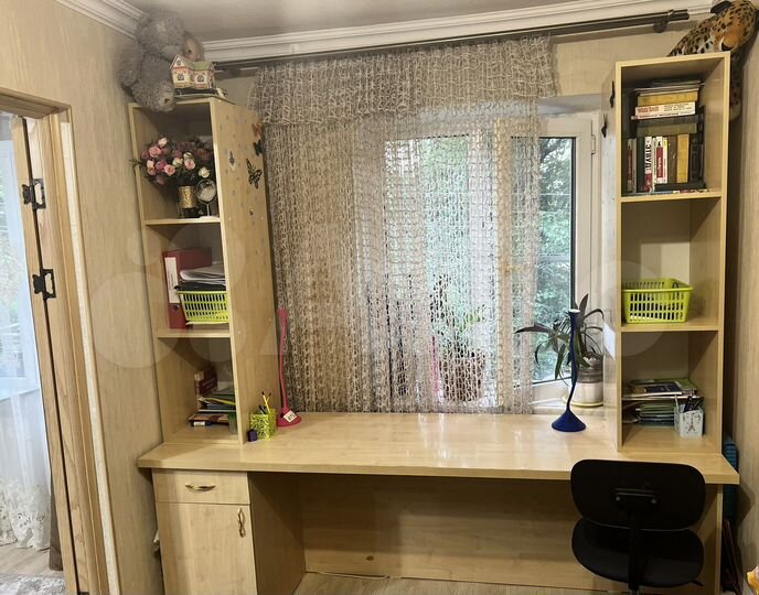 3-к. квартира, 56 м², 2/4 эт.