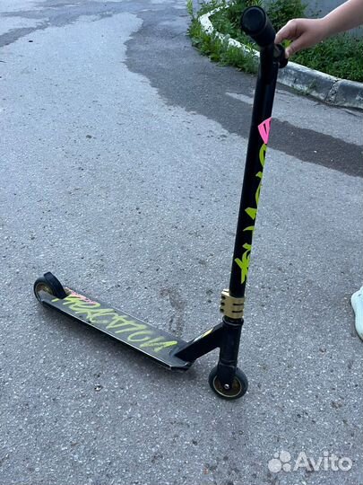 Трюковой самокат