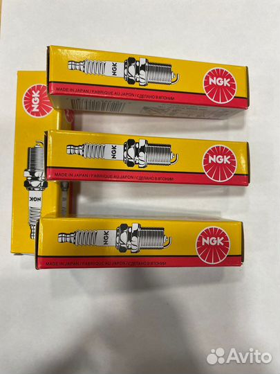 Комплект свечей зажигания NGK 1578 - 4 шт