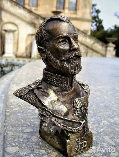 Статуэтка бюст Николай 2