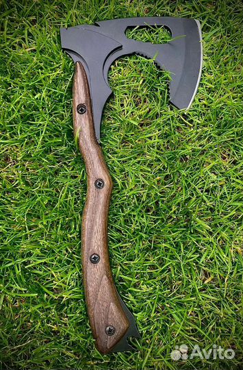 Топор кованый Сварог с кожаным чехлом