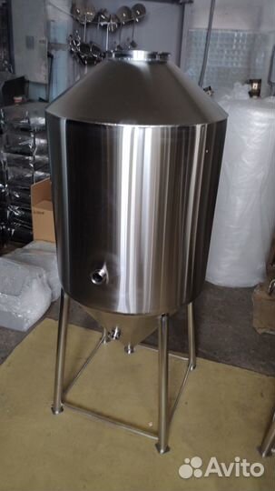 Цкт 180 л с горловиной на 8 