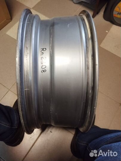 Диски R18 на Toyota Land Cruiser Prado 150