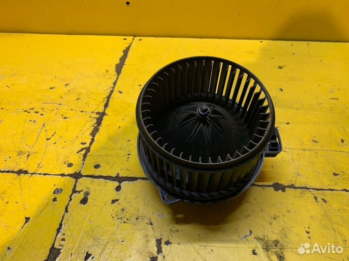 Моторчик отопителя Hyundai Solaris 2010-2017