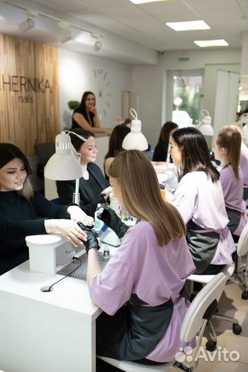 Мастер маникюра и педикюра