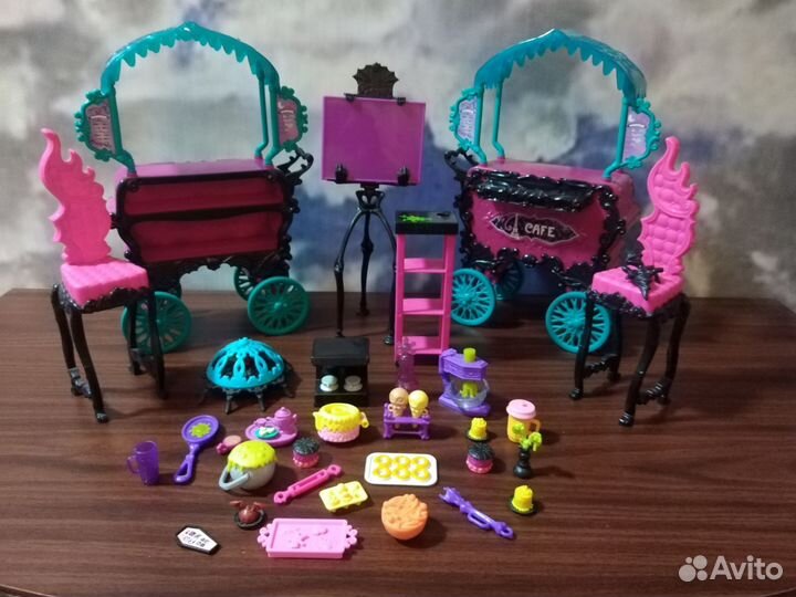 Мебель для Monster high the original