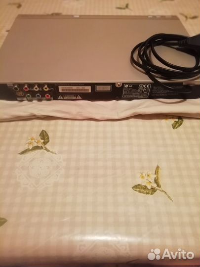 Двд Плеер пройграватель LG Ds563x