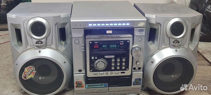 Музыкальный центр LG с караоке