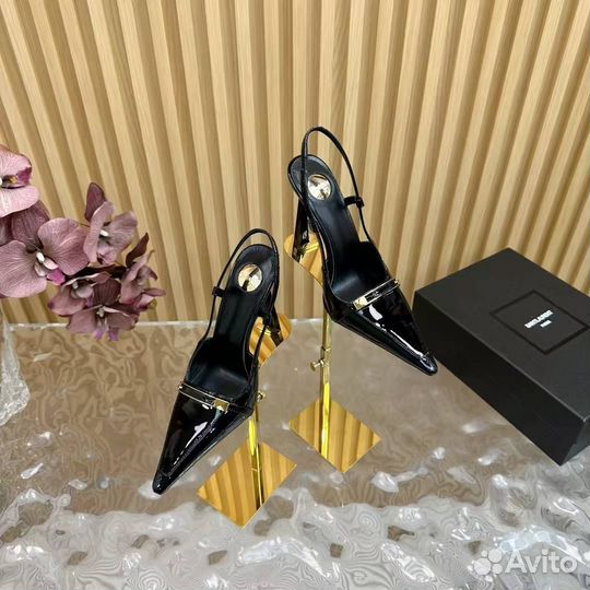 Туфли Saint Laurent