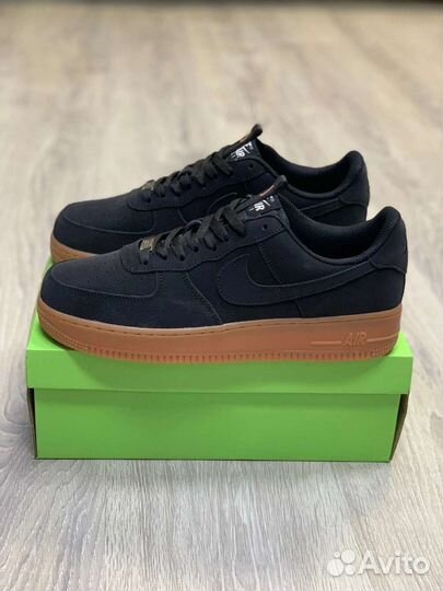 Кроссовки мужские Nike Air Force 1 '07 LV8