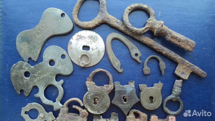 Царские замочки