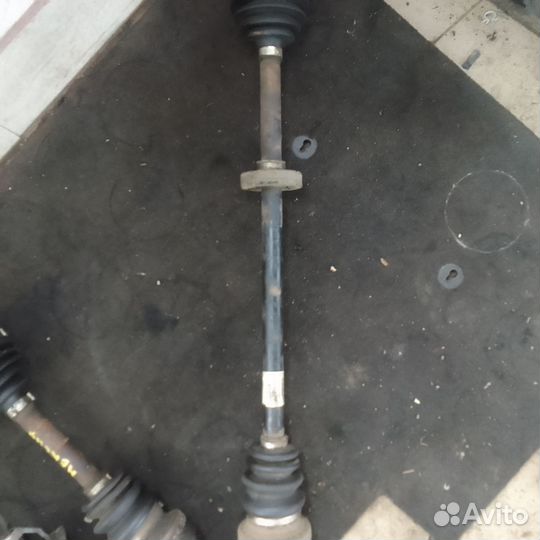 Приводной вал привод Нексия Daewoo Nexia правый