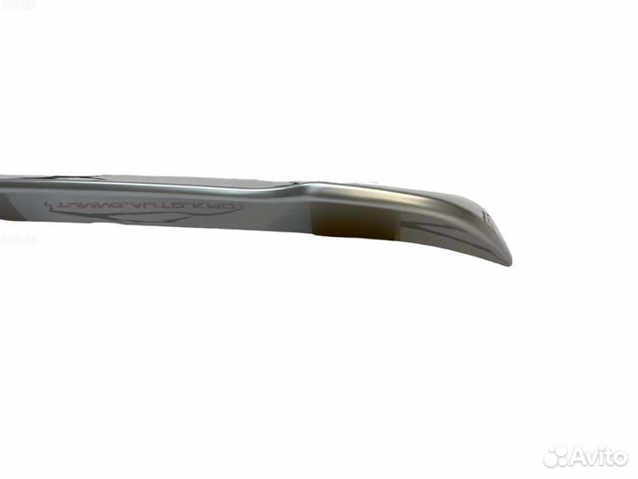 Спойлер Наверх Toyota Land Cruiser 200 X0624