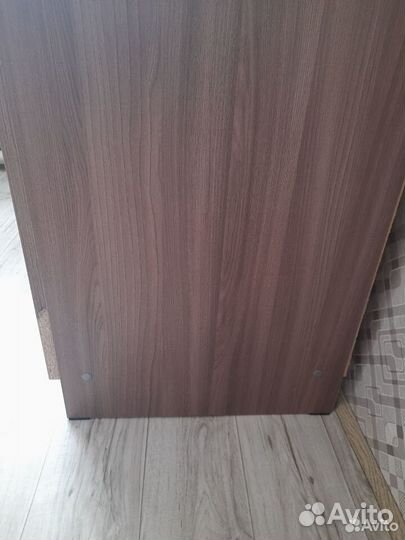 Письменный стол