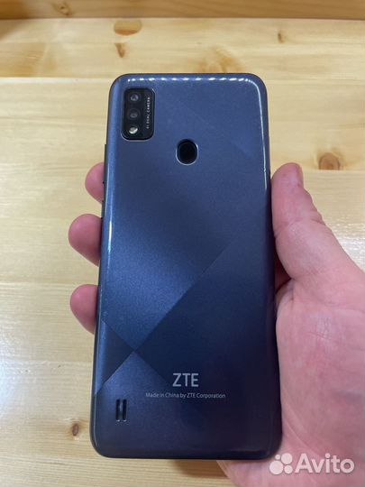 ZTE Blade A52, 2/32 ГБ