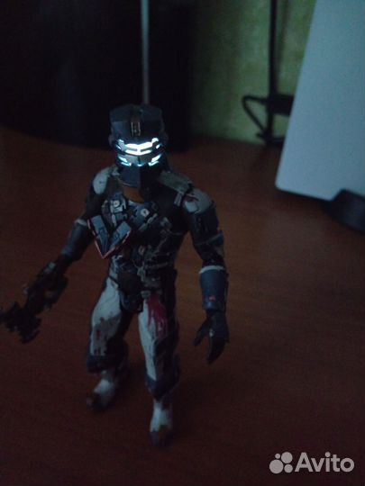 Dead Space 2 Isaac Clarke Figure (neca)