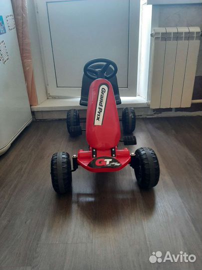 Детский мотоцикол мобиль на педалях