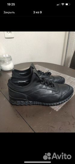 Кроссовки женские 40 размер