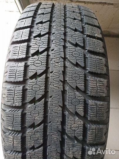 Toyo Observe GSi-5 235/60 R18