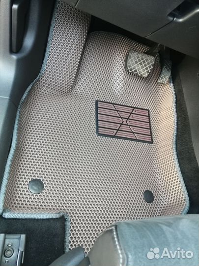 Автоковры водительские EVA Nissan Bassara JU30 Ева