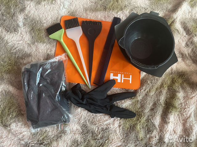 Инструмент для мастера по волосам