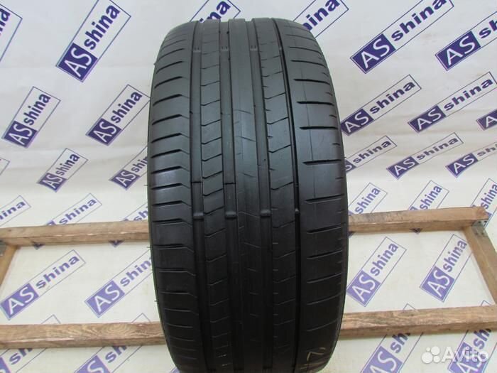 Pirelli P Zero PZ4 285/40 R22 102R