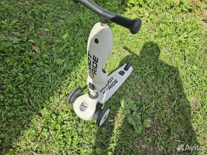 Самокат детский трехколесный scoot and ride
