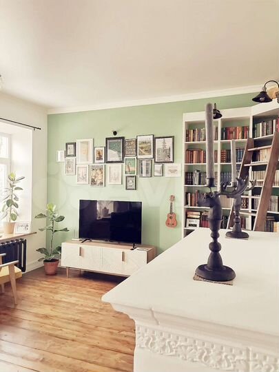 2-к. квартира, 75 м², 2/2 эт.