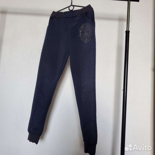 Спортивный костюм женский