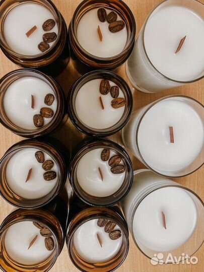 Ароматическая свеча с деревянным фитилем. Свечи