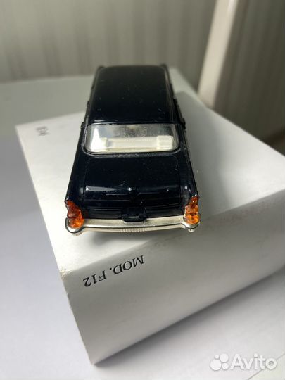 Модель автомобиля 1:43 газ -13 