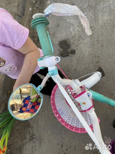 Трехколесный велосипед