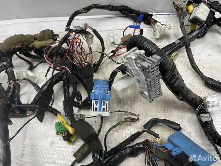 Проводка торпеды/салона Mazda 3 BK 1.6 АКПП