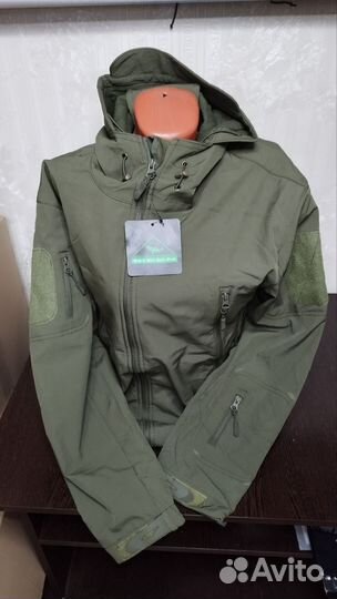 Курка камуфляжная новая