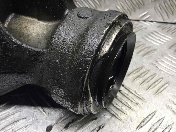 Кронштейн полуоси BMW X3 M57D30O2 M57D30O2
