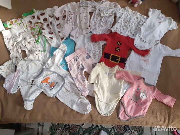 Детские вещи для новорожденных и на побольше