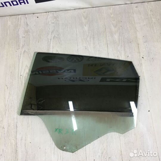 Стекло боковое двери LADA xray Лев